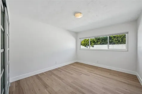 11055 6th Street E Treasure Island FL 33706