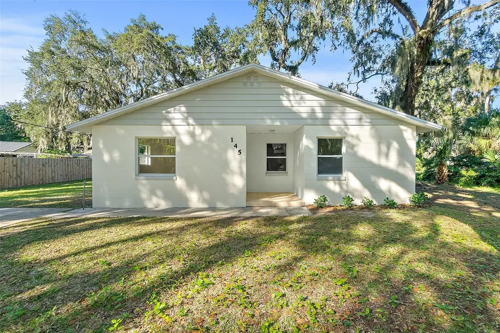 145 Oak Ridge Avenue Edgewater FL 32132