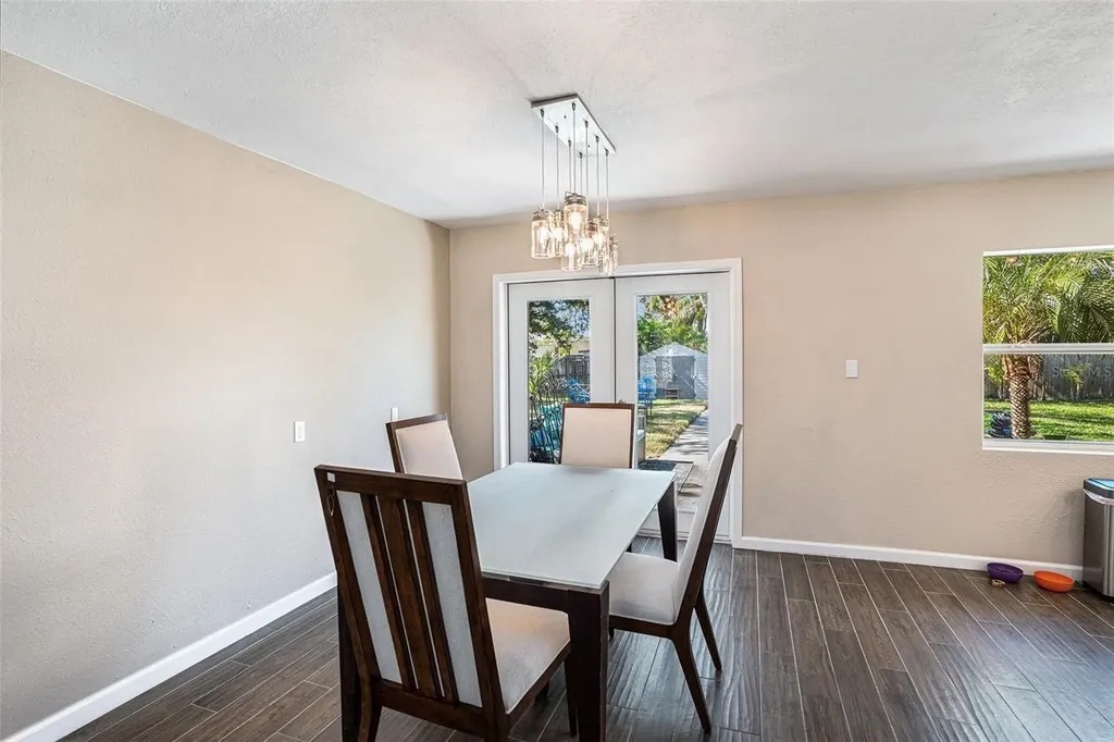 705 Bayshore Drive Tarpon Springs FL 34689