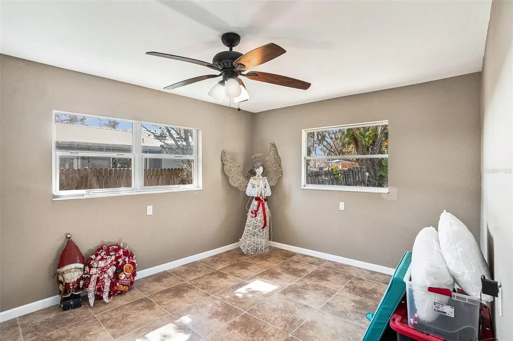 705 Bayshore Drive Tarpon Springs FL 34689