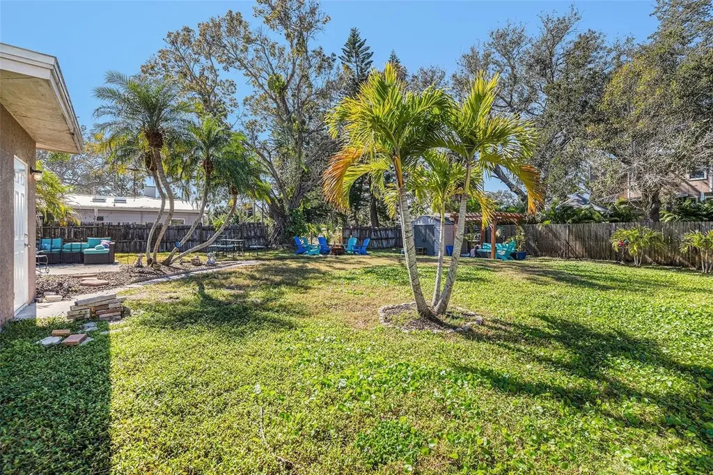705 Bayshore Drive Tarpon Springs FL 34689