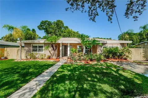 705 Bayshore Drive Tarpon Springs FL 34689