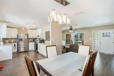 705 Bayshore Drive Tarpon Springs FL 34689