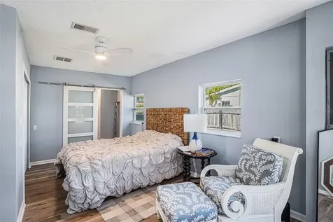 705 Bayshore Drive Tarpon Springs FL 34689