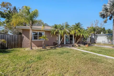 705 Bayshore Drive Tarpon Springs FL 34689