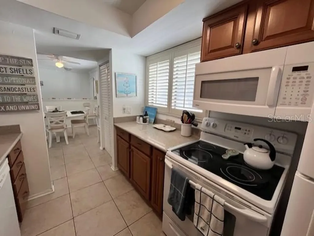 6703 Midnight Pass Road Sarasota FL 34242