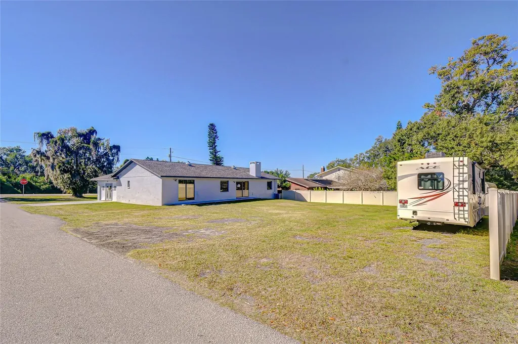 2109 Lithia Pinecrest Road Valrico FL 33596