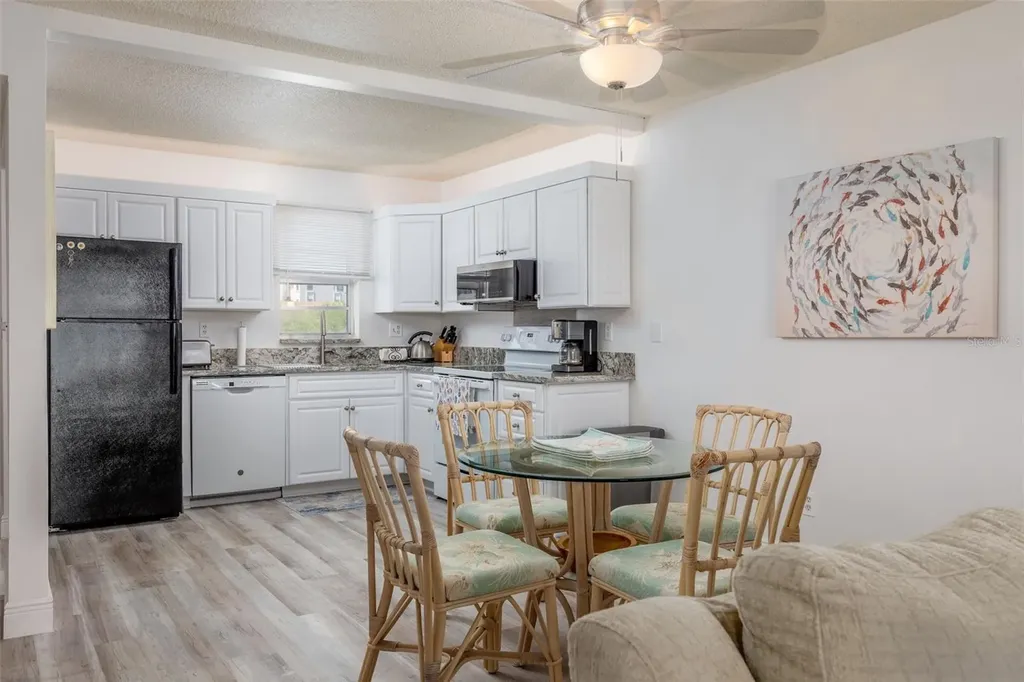 7405 Bay Island Drive S South Pasadena FL 33707