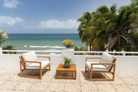411 Bravos De Boston Vieques PR 00765