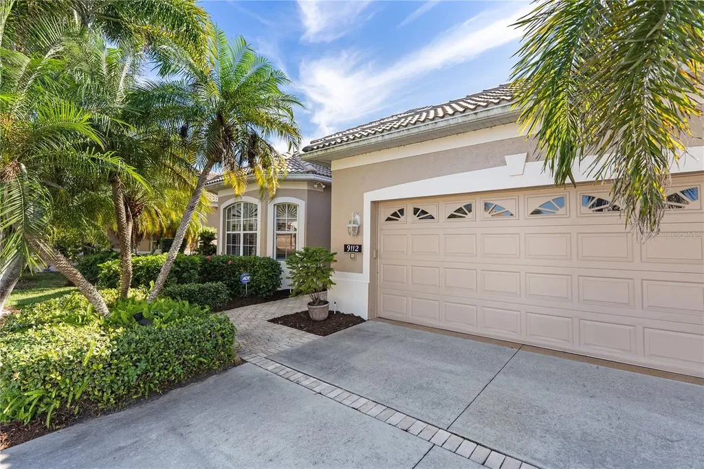 9112 Willow Brook Drive Sarasota FL 34238