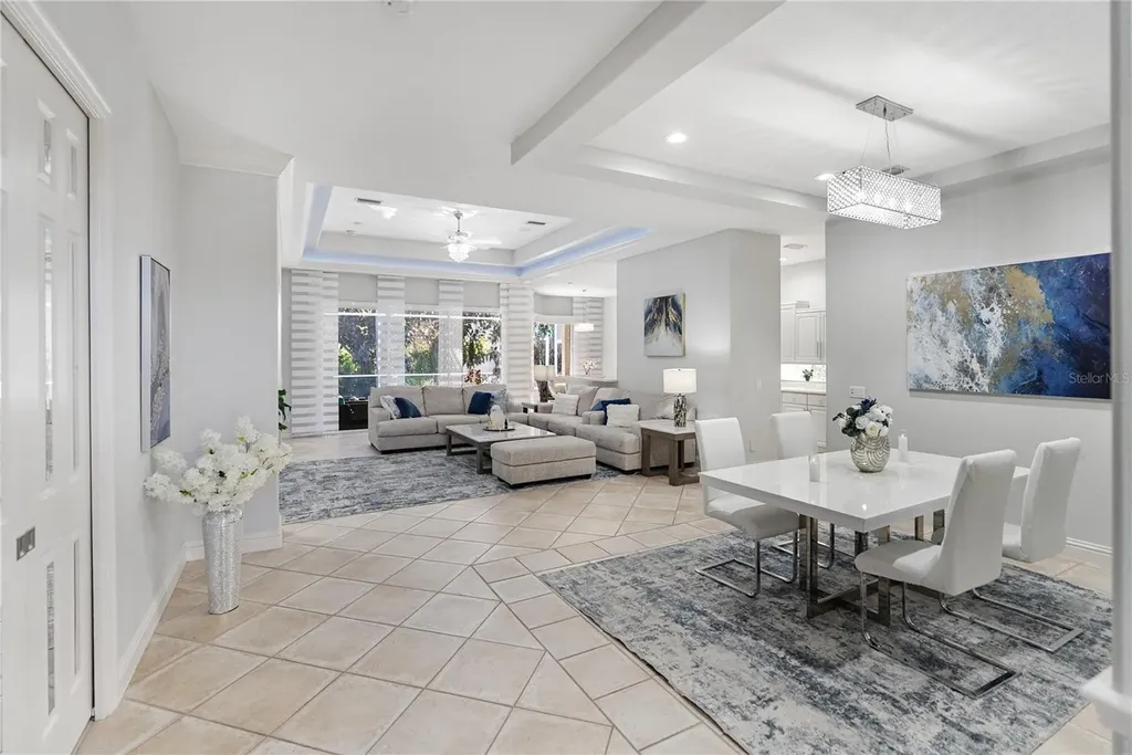 9112 Willow Brook Drive Sarasota FL 34238