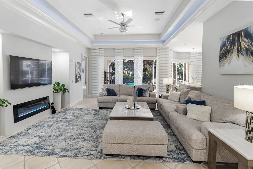 9112 Willow Brook Drive Sarasota FL 34238