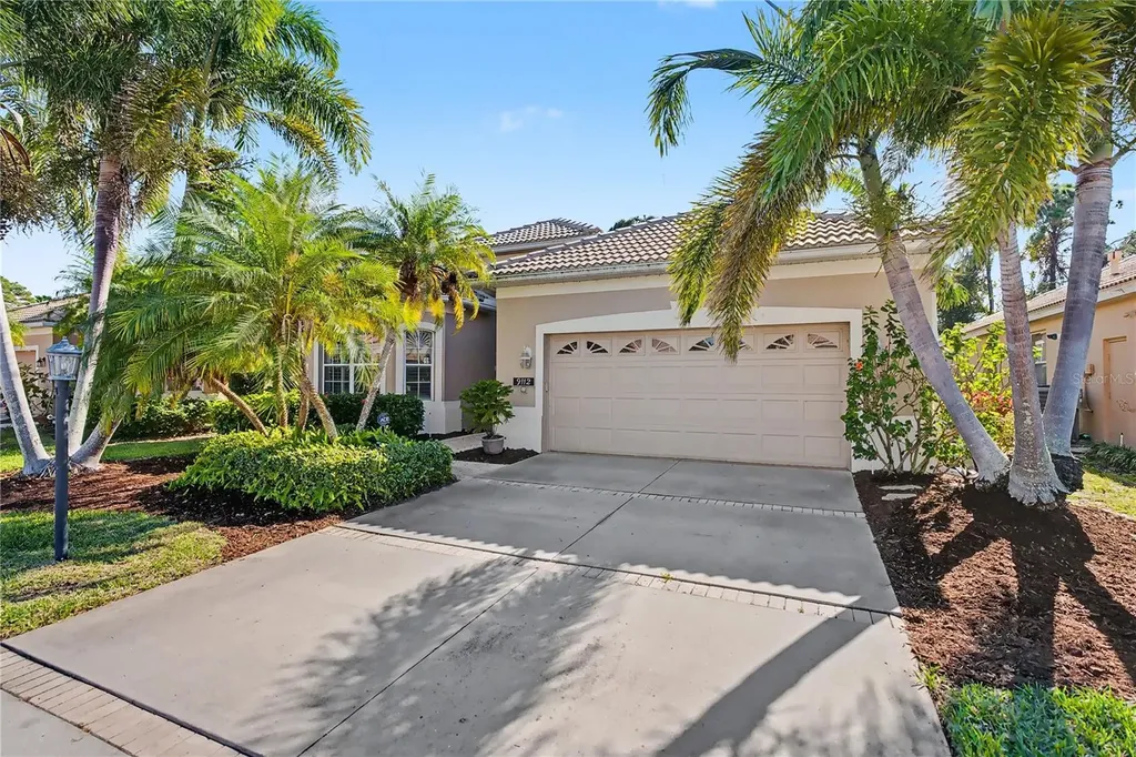 9112 Willow Brook Drive Sarasota FL 34238