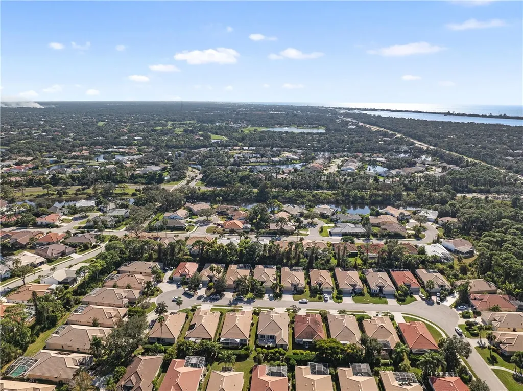 9112 Willow Brook Drive Sarasota FL 34238