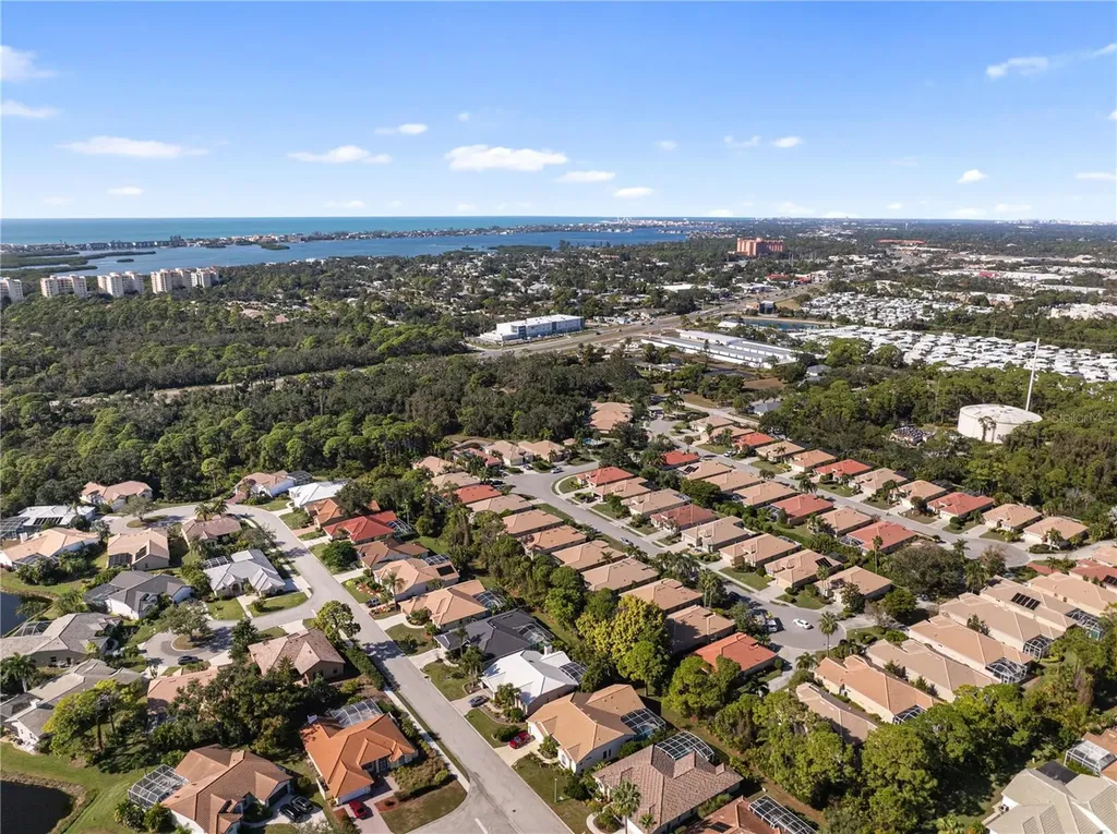9112 Willow Brook Drive Sarasota FL 34238