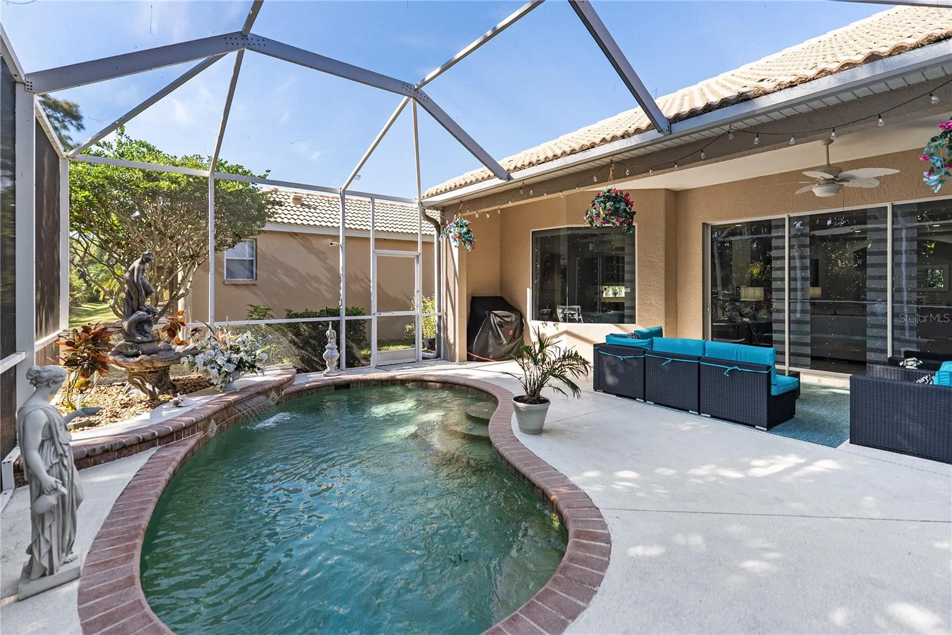 9112 Willow Brook Drive Sarasota FL 34238