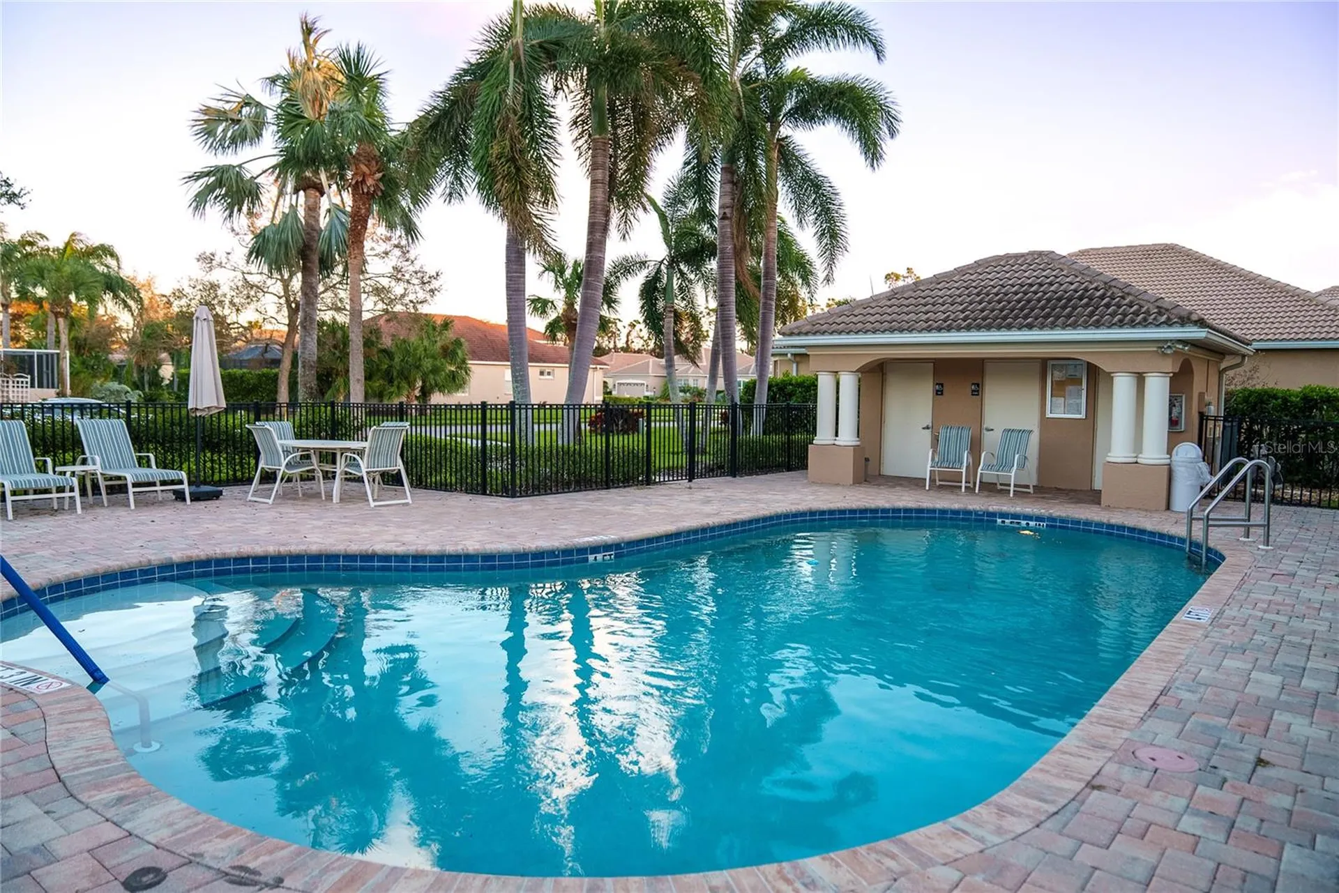 9112 Willow Brook Drive Sarasota FL 34238