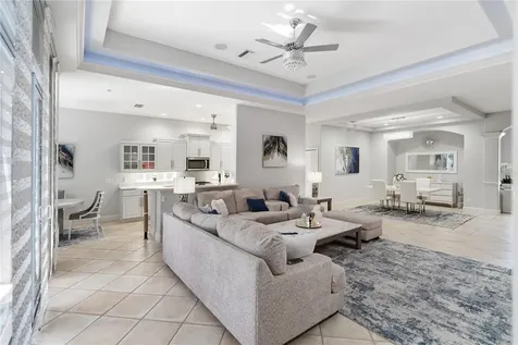 9112 Willow Brook Drive Sarasota FL 34238