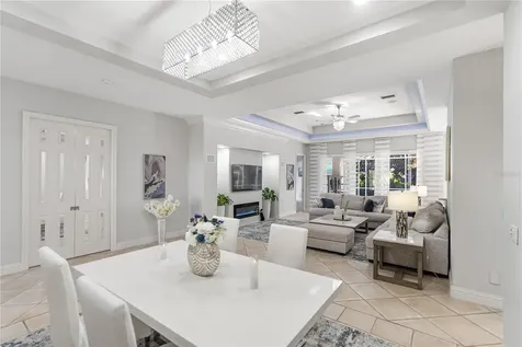 9112 Willow Brook Drive Sarasota FL 34238
