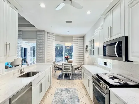9112 Willow Brook Drive Sarasota FL 34238