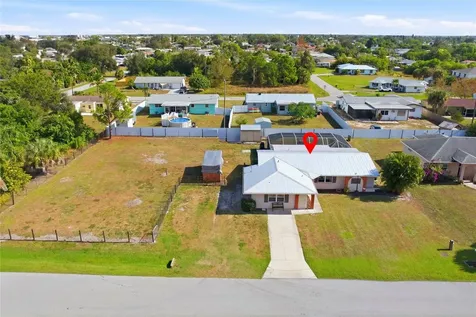 3276 Pinetree Street Port Charlotte FL 33952