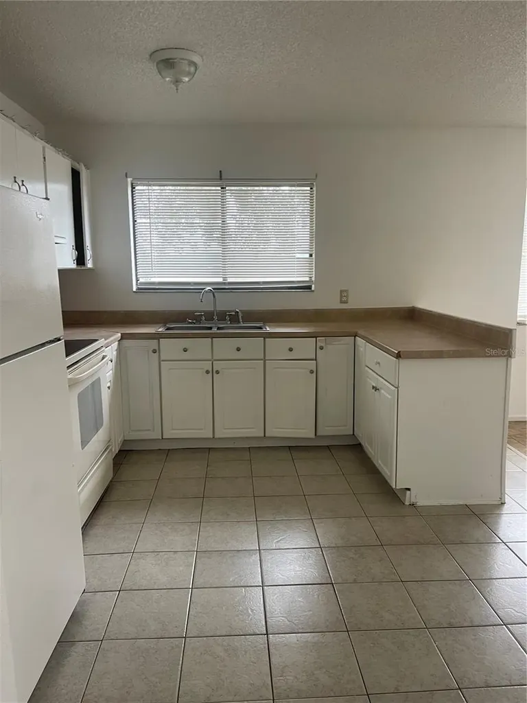 1015 Hickory Road Ocala FL 34472