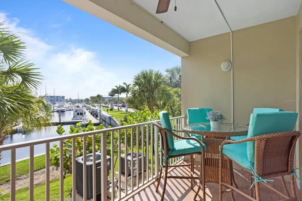 423 Bahia Beach Boulevard Ruskin FL 33570