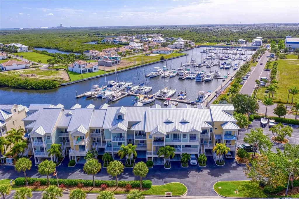 423 Bahia Beach Boulevard Ruskin FL 33570