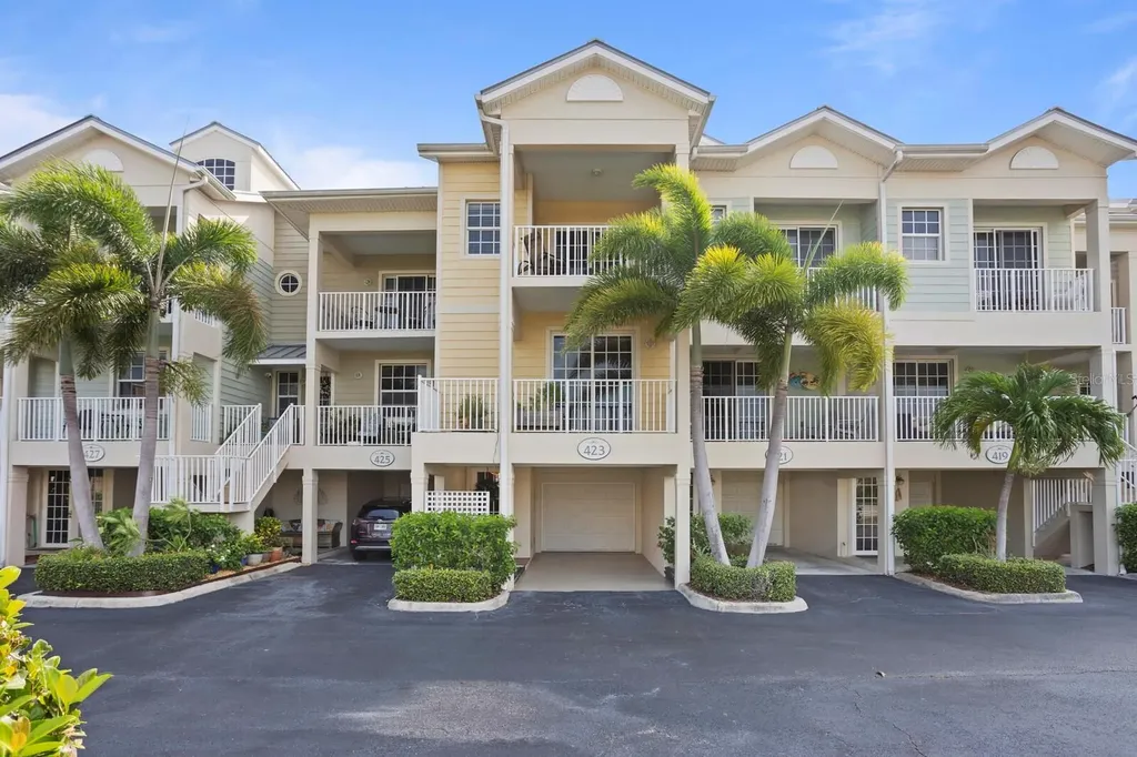 423 Bahia Beach Boulevard Ruskin FL 33570