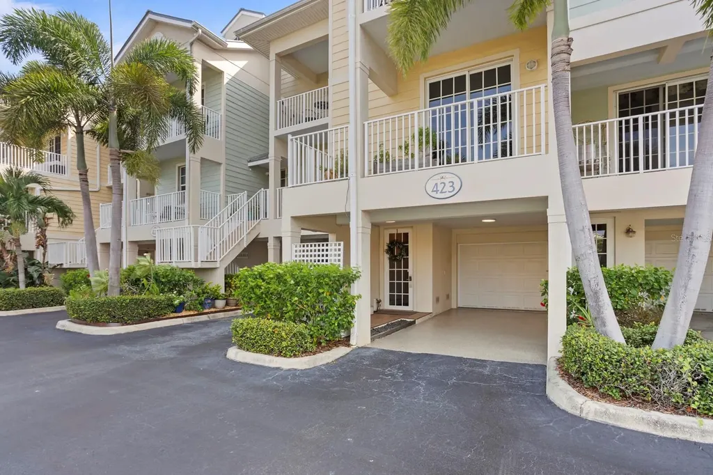 423 Bahia Beach Boulevard Ruskin FL 33570