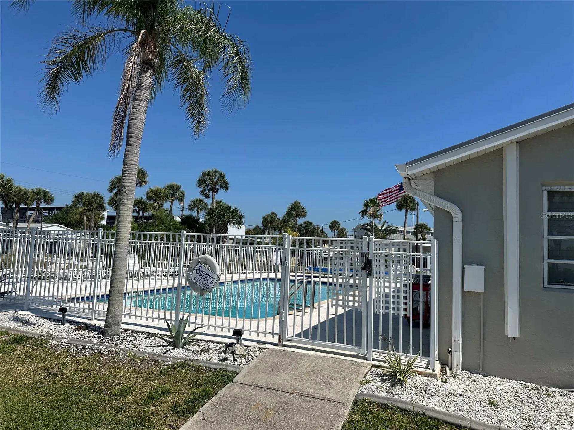 7500 Park Pointe Drive Englewood FL 34224