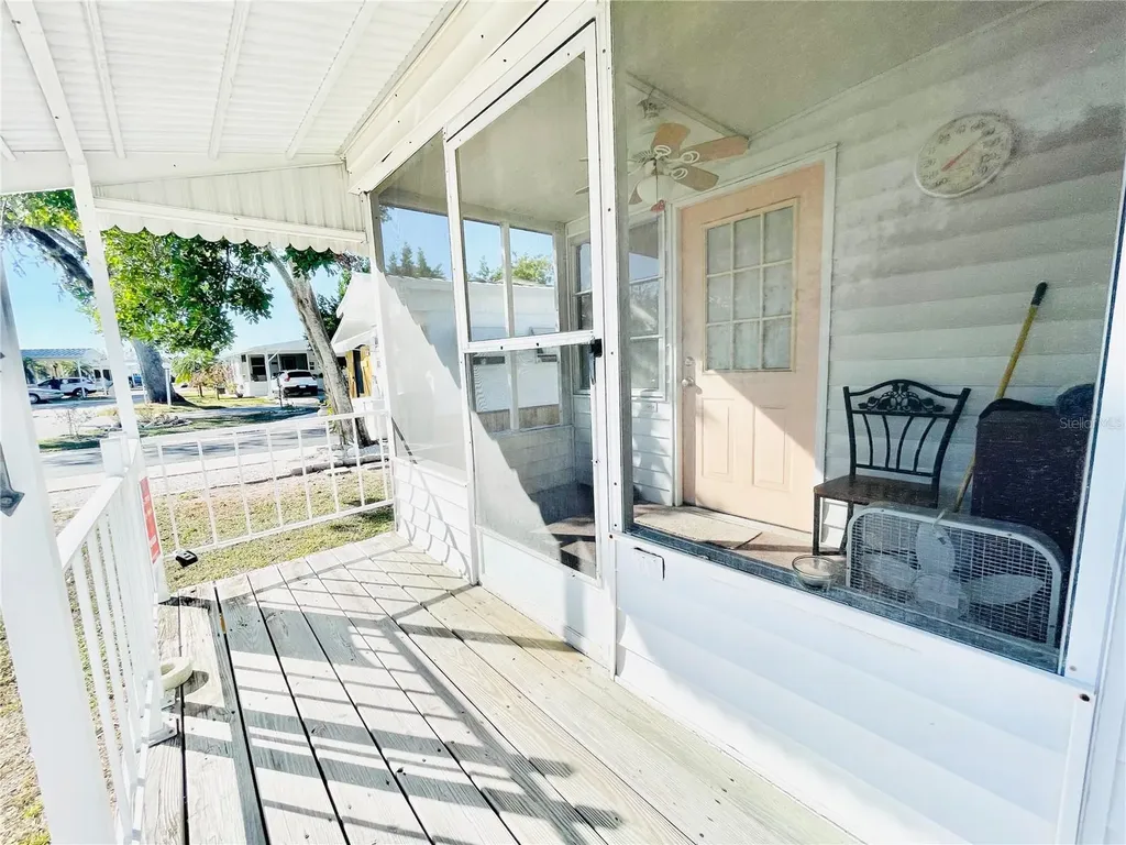 3275 26th Avenue E Bradenton FL 34208