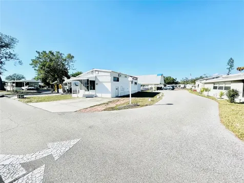 3275 26th Avenue E Bradenton FL 34208