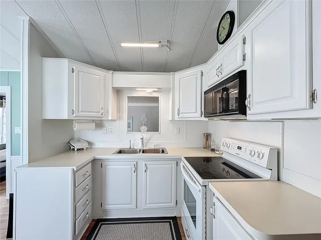 3333 26th Avenue E Bradenton FL 34208