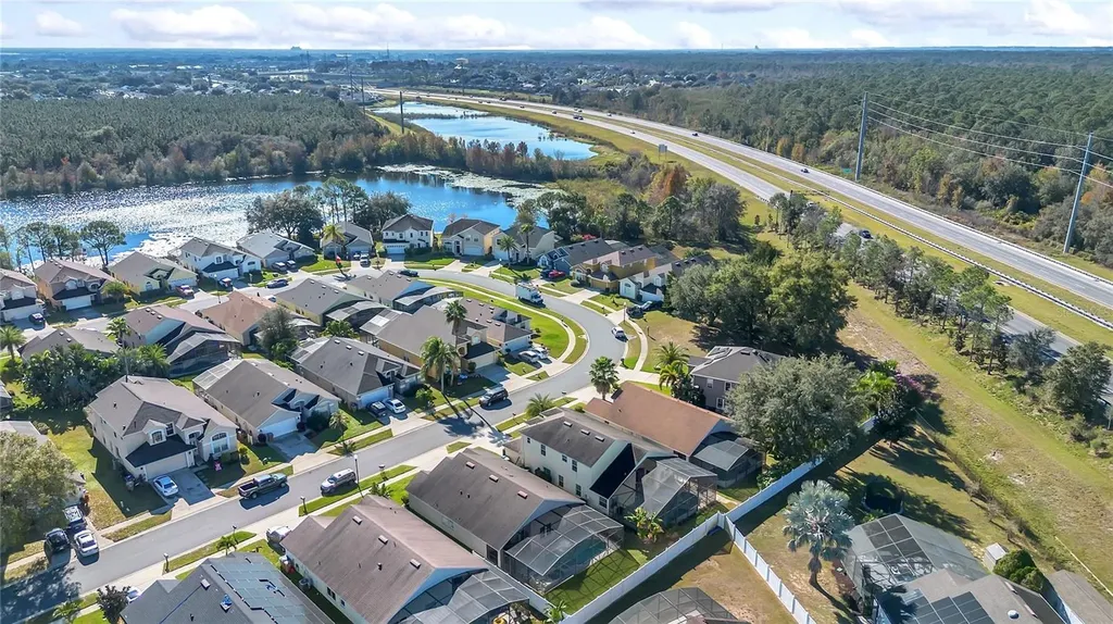 2915 Blooming Alamanda Loop Kissimmee FL 34747