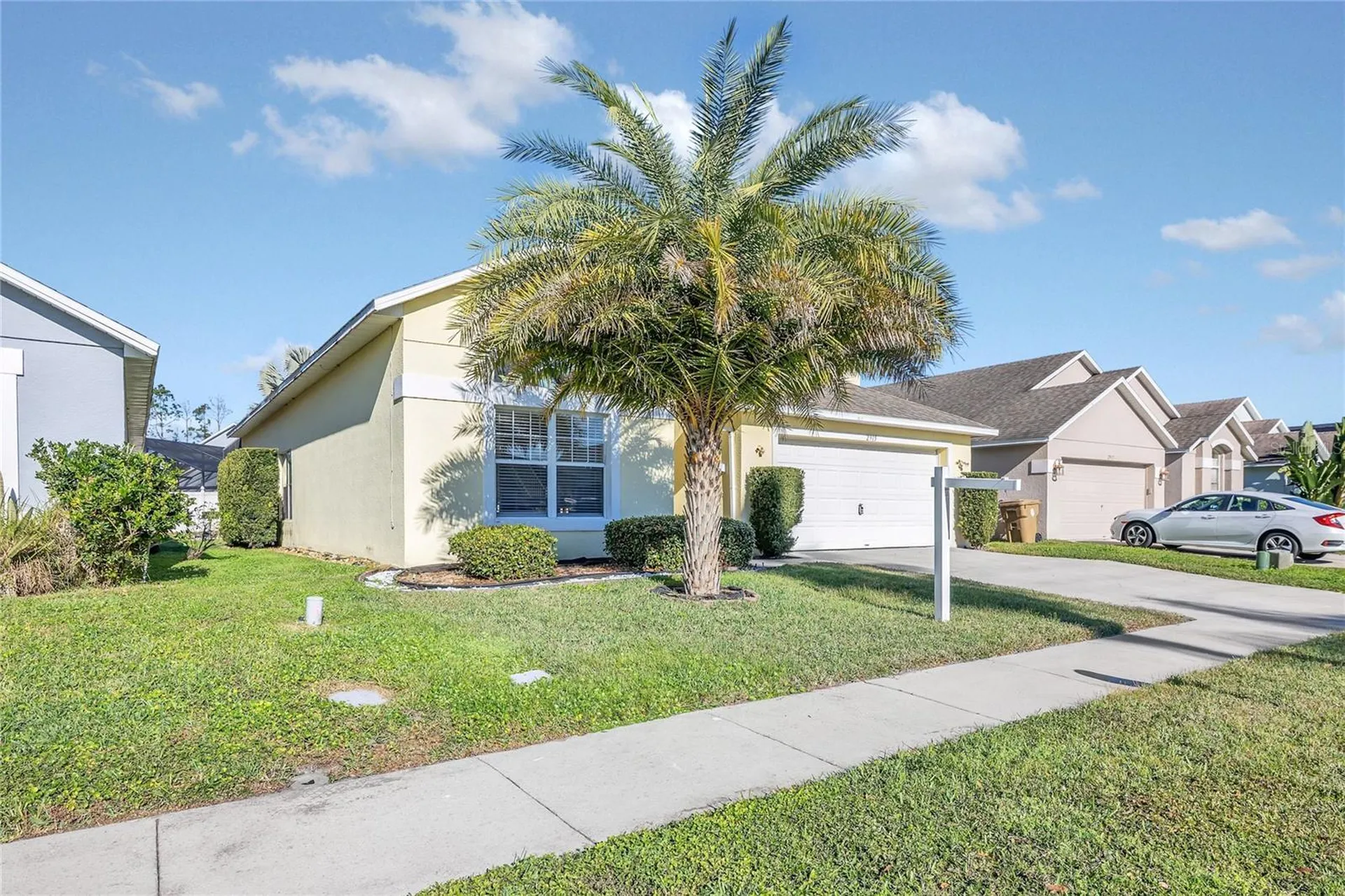 2915 Blooming Alamanda Loop Kissimmee FL 34747