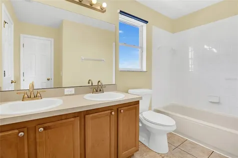 2915 Blooming Alamanda Loop Kissimmee FL 34747