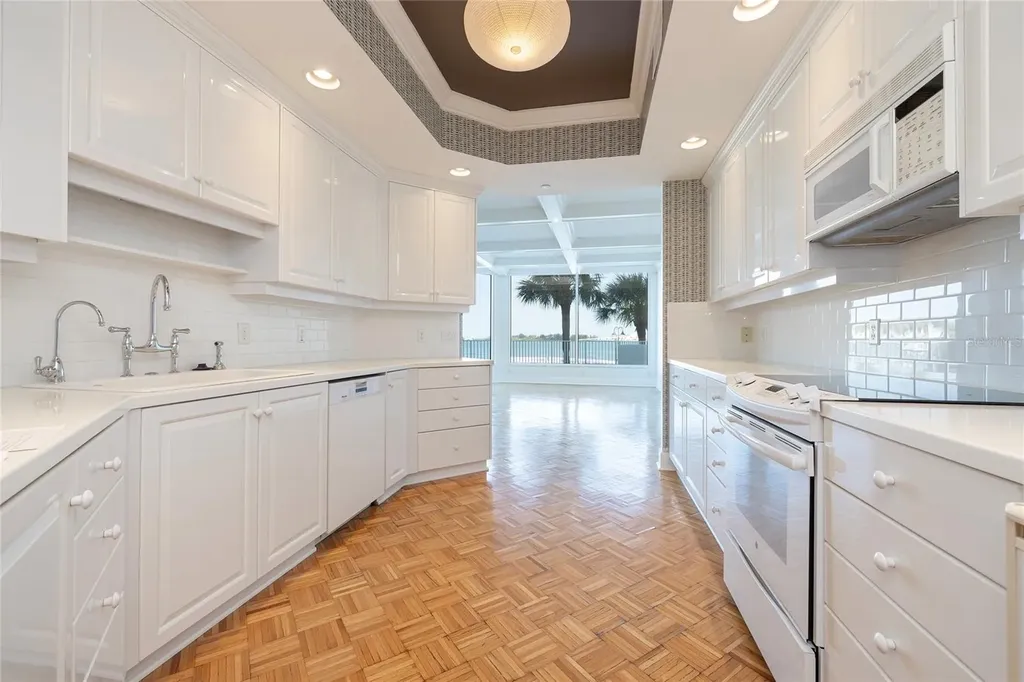 2 Seaside Lane Belleair FL 33756