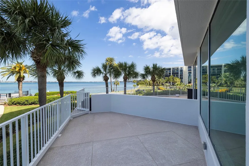 2 Seaside Lane Belleair FL 33756