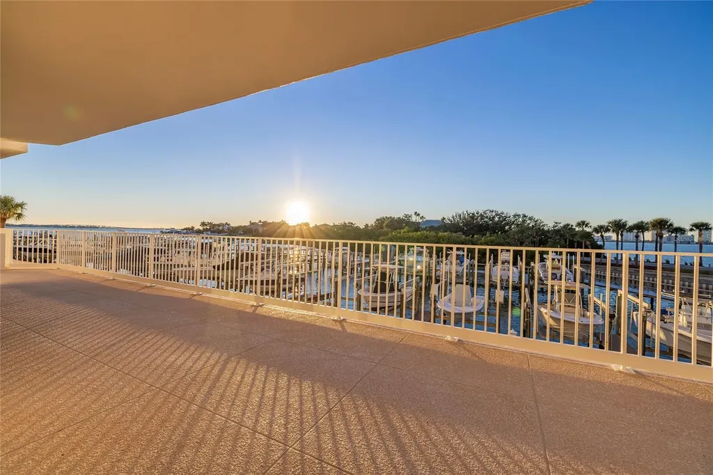 2 Seaside Lane Belleair FL 33756