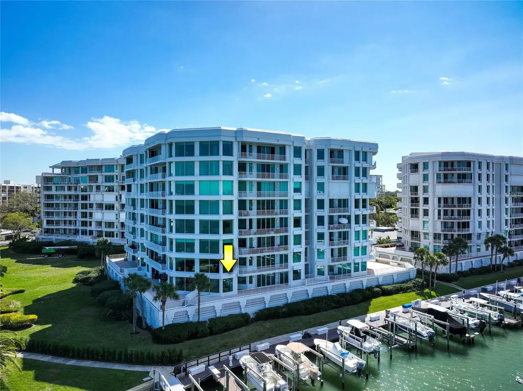 2 Seaside Lane Belleair FL 33756