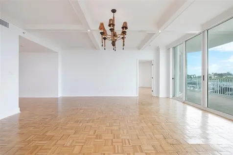 2 Seaside Lane Belleair FL 33756