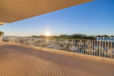 2 Seaside Lane Belleair FL 33756