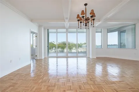 2 Seaside Lane Belleair FL 33756