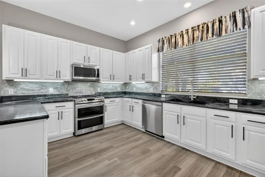 25501 Maurepas Lane Leesburg FL 34748