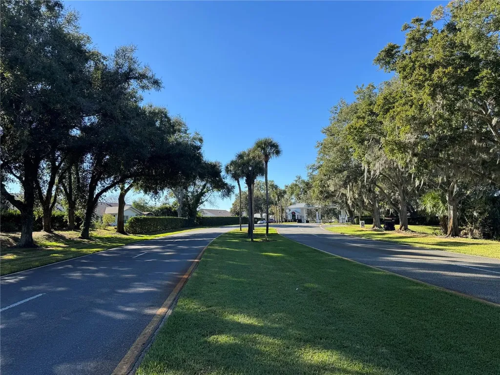 25501 Maurepas Lane Leesburg FL 34748