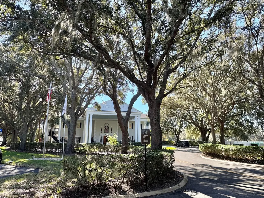 25501 Maurepas Lane Leesburg FL 34748