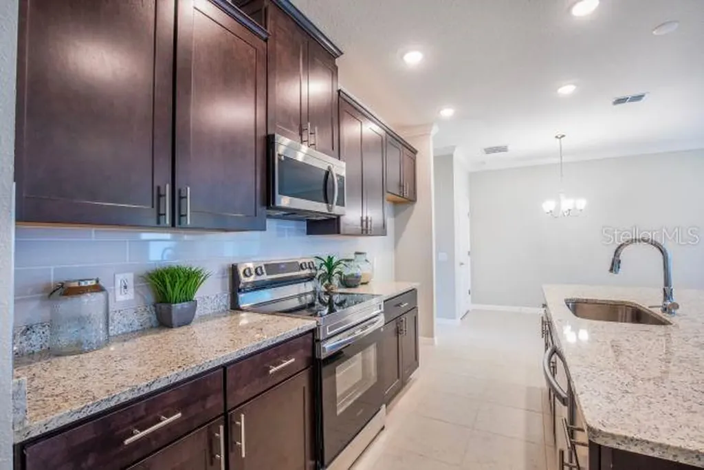 17663 NW 169th Place Alachua FL 32615