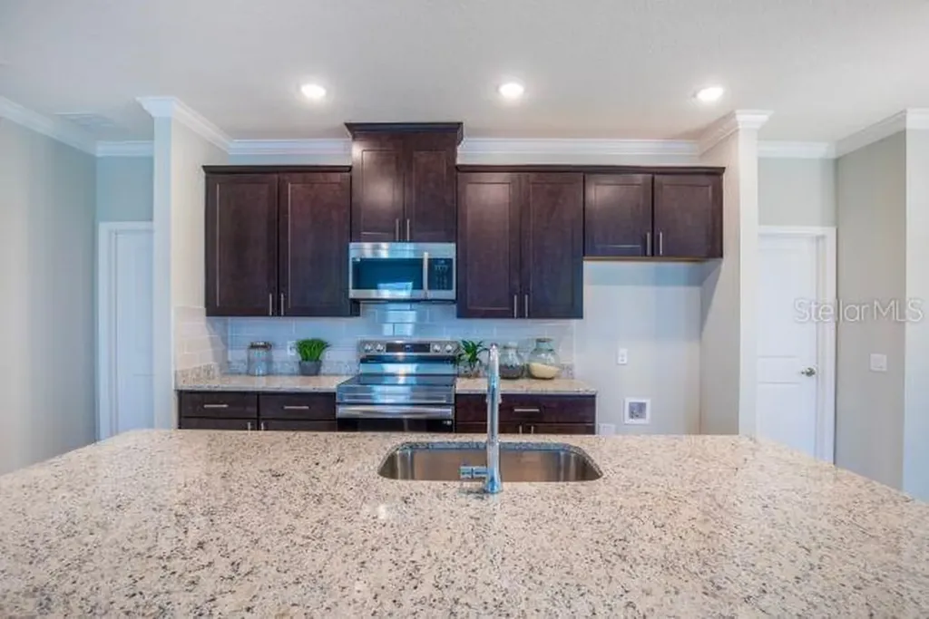 17663 NW 169th Place Alachua FL 32615
