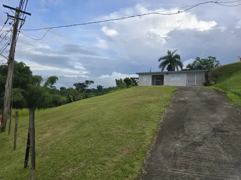 Sr 182 Km. 15.6 Bo Guayabotas Yabucoa PR 00767